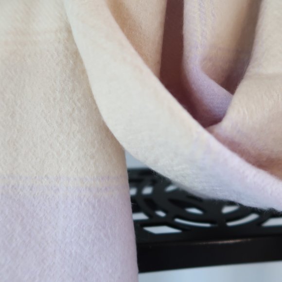 Lochcarron Cashmere Plaid Scarf From Scotland Purple , Tan & Off White/Cream - Picture 10 of 14